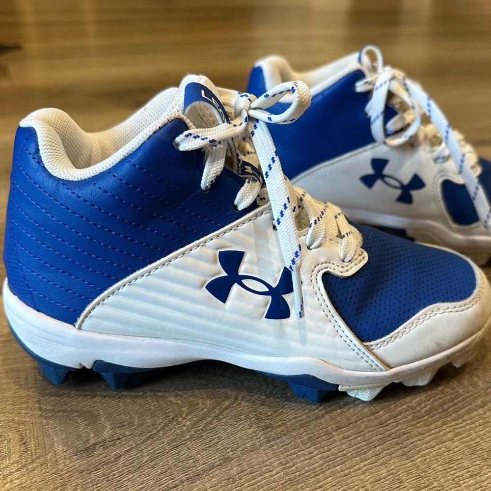 Under Armour Kids Royal Blue and White Cleats